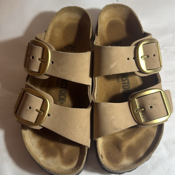 Used Birkenstock Sandals with Gold Buckles women’s 36 narrow - Picture 5 of 6